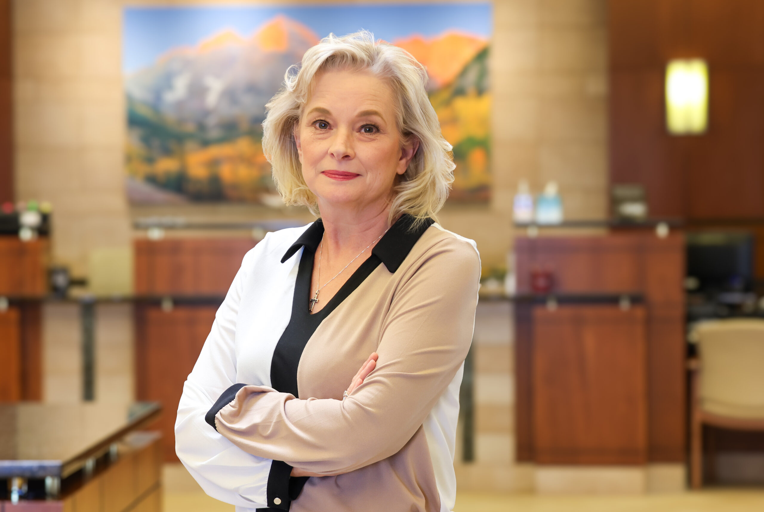 Shannon Shofner, loan administration, headshot