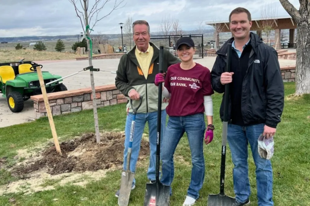 Parker team volunteering